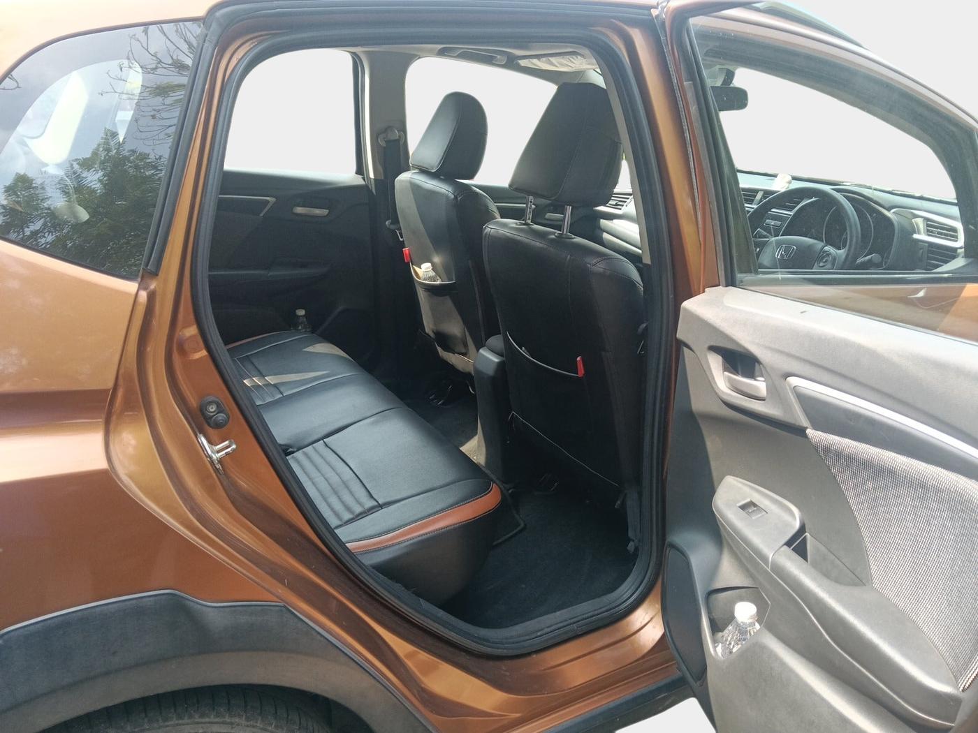 2017 Honda WR-V 1.5L I-DTEC VX MT, Diesel, Manual, 30,555 km, interior