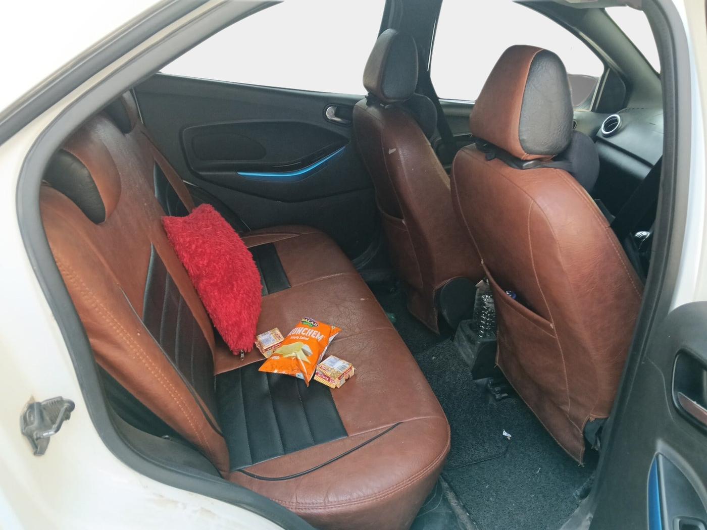 2019 Ford New Figo TITANIUM BLU 1.2 PETROL, Petrol, Manual, 76,521 km, interior