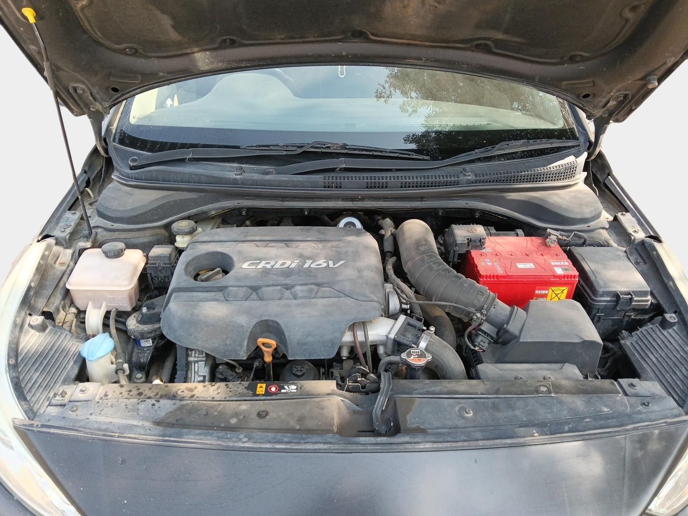 2018 Hyundai Verna 1.6 CRDI SX + AT, Diesel, Automatic, 7,00,000 km, exterior