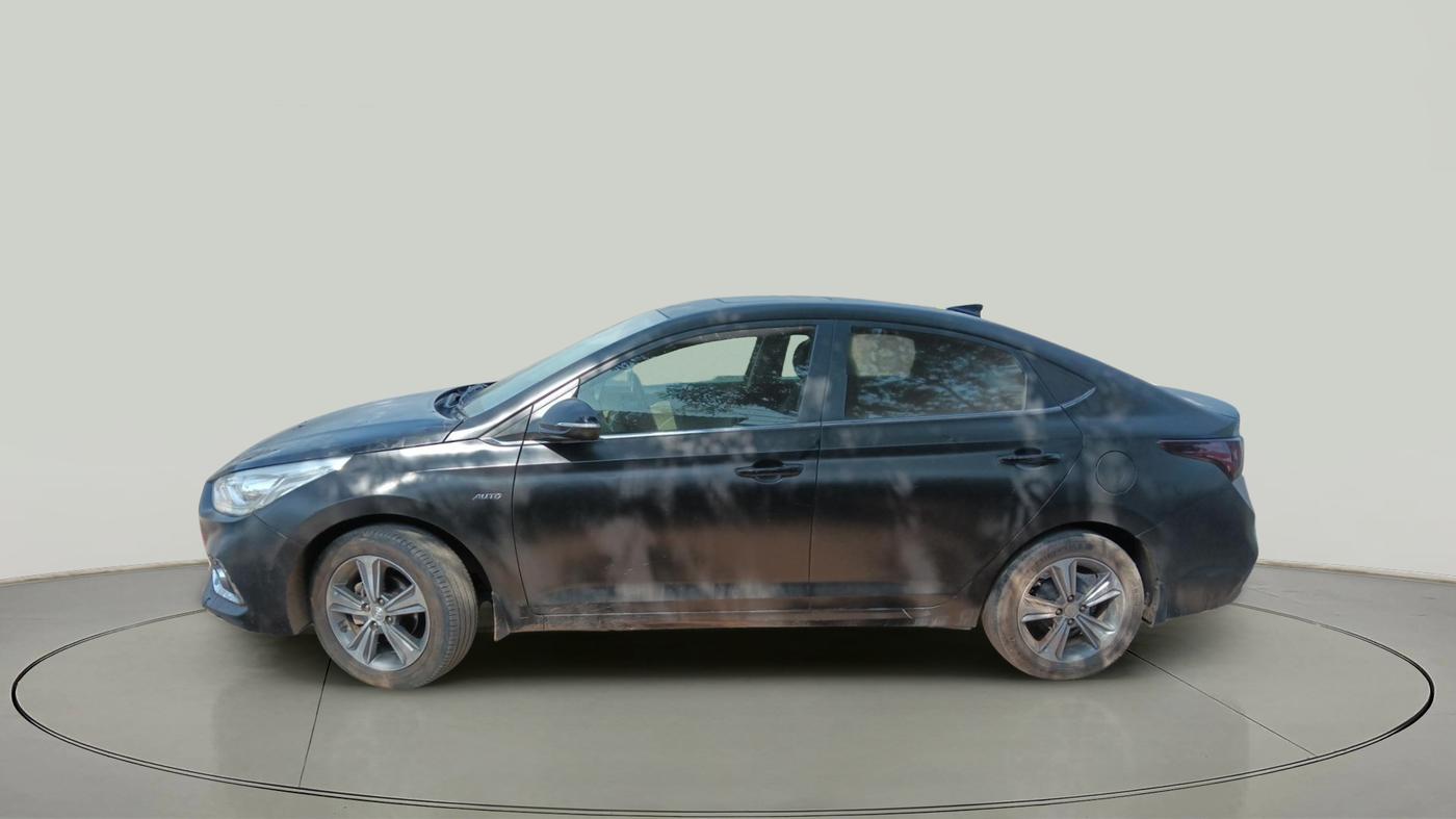 2018 Hyundai Verna 1.6 CRDI SX + AT, Diesel, Automatic, 7,00,000 km, exterior