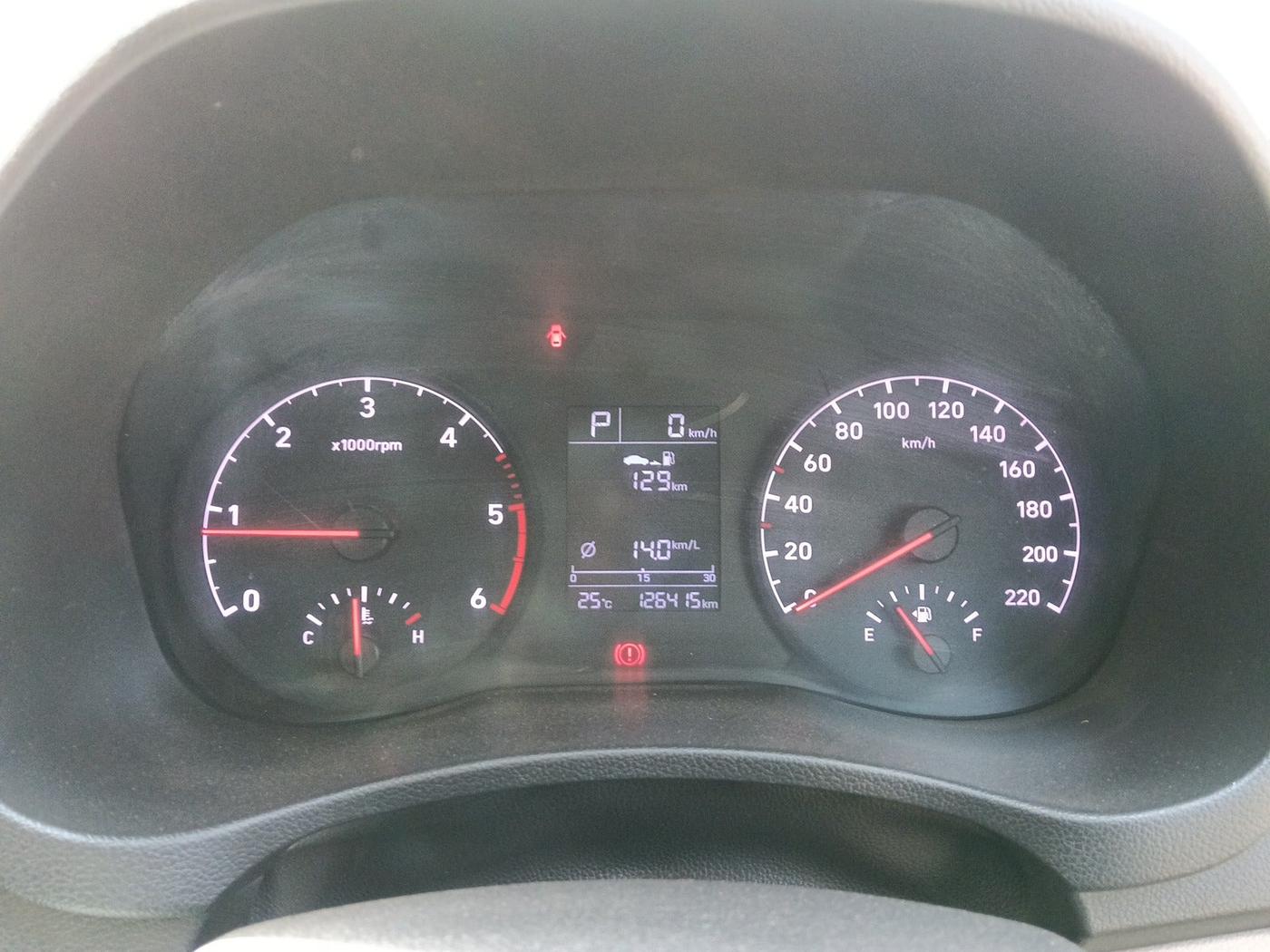 2018 Hyundai Verna 1.6 CRDI SX + AT, Diesel, Automatic, 7,00,000 km, interior