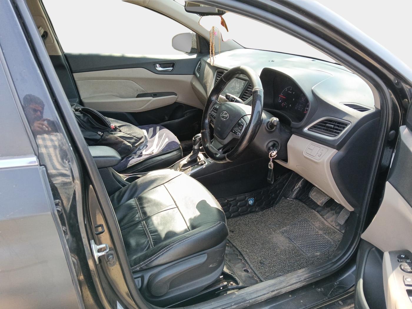 2018 Hyundai Verna 1.6 CRDI SX + AT, Diesel, Automatic, 7,00,000 km, interior
