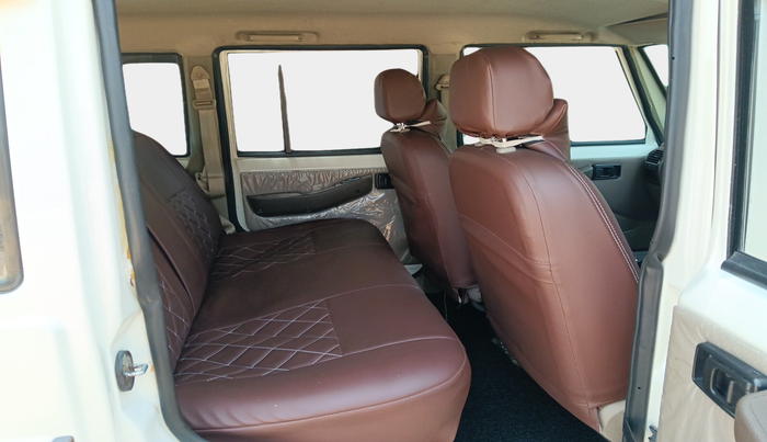 2020 Mahindra Bolero B6 (O), Diesel, Manual, 64,319 km, interior