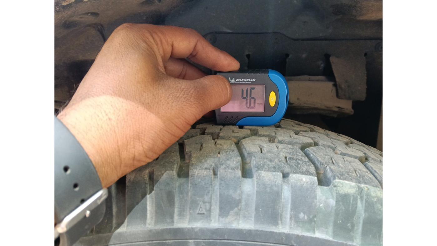 2020 Mahindra Bolero B6 (O), Diesel, Manual, 64,319 km, tyre