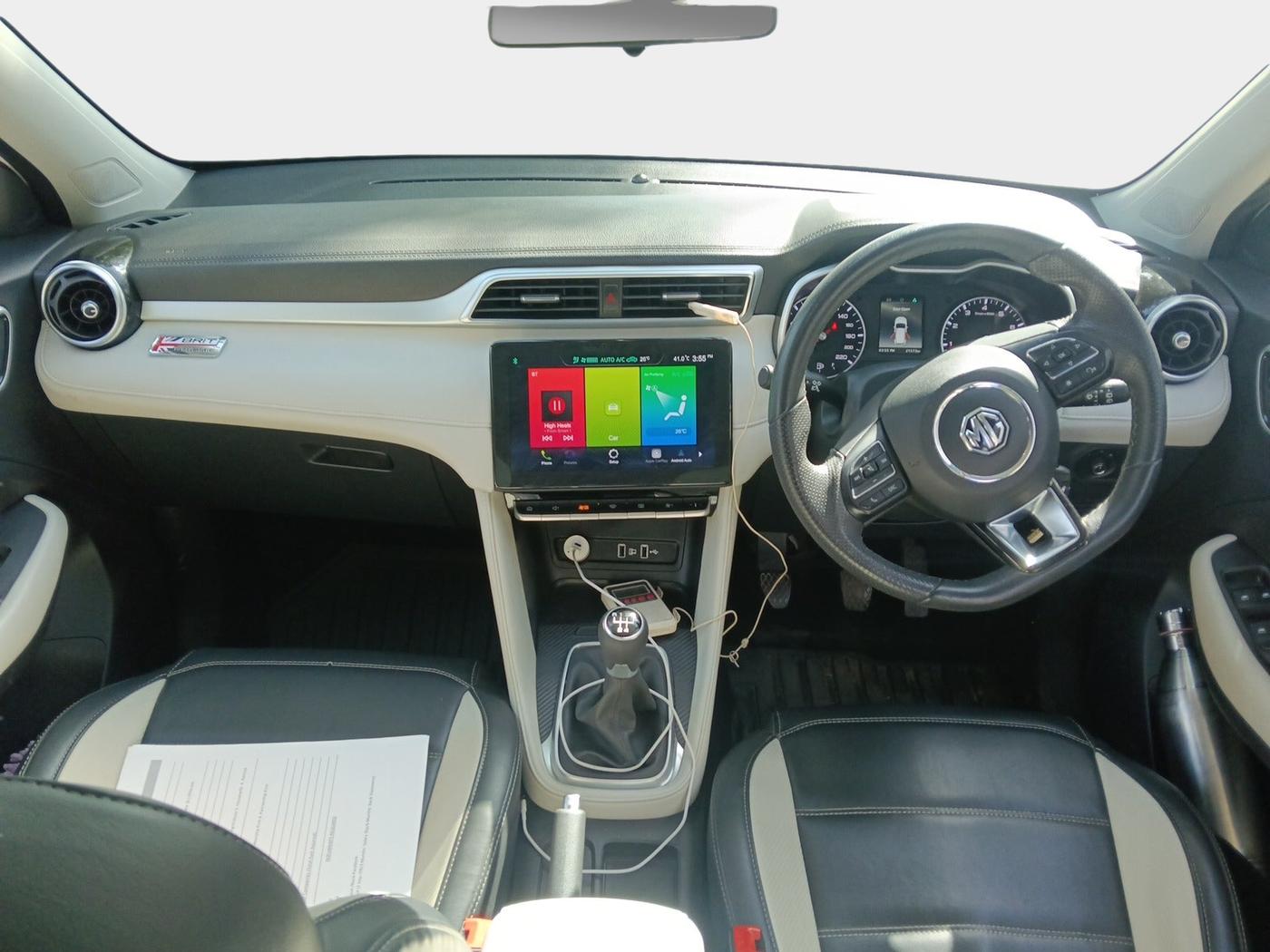 2022 MG ASTOR STYLE EX 1.5 MT, Petrol, Manual, 21,575 km, interior