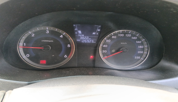 2013 Hyundai Verna FLUIDIC 1.4 CRDI EX, Diesel, Manual, 1,26,923 km, interior