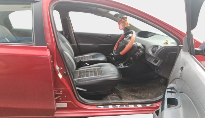 2012 Toyota Etios GD, Diesel, Manual, 1,24,595 km, interior