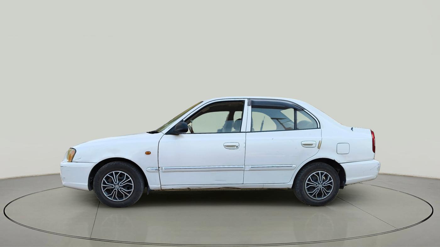 2013 Hyundai Accent EXECUTIVE, Petrol, Manual, 2,67,001 km, exterior