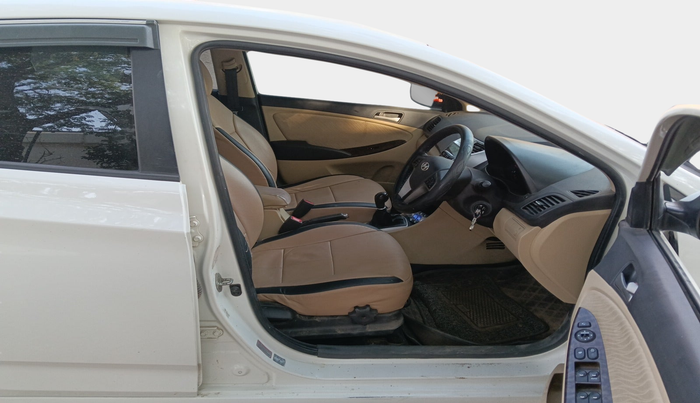 2016 Hyundai Verna 1.6 CRDI SX, Diesel, Manual, 1,30,580 km, interior