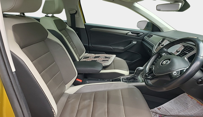 2019 Volkswagen T-ROC 1.5 TSI AT, Petrol, Automatic, 1,34,356 km, interior