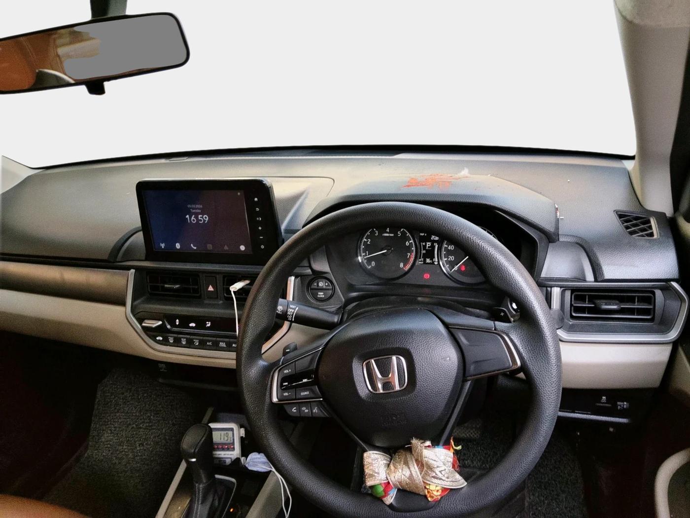 2024 Honda ELEVATE V CVT , Petrol, Automatic, 9,937 km, interior