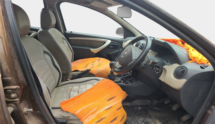2013 Renault Duster 85 PS RXL DIESEL, Diesel, Manual, 1,31,604 km, interior