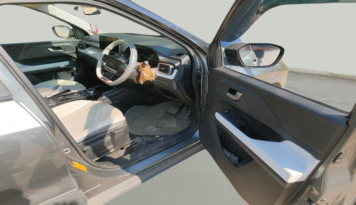 2024 Tata PUNCH EV EMPOWERED PLUS S LONG RANGE 3.3, Electric, Automatic, 36,664 km, interior