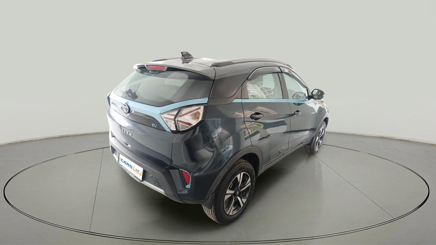 2022 Tata NEXON EV XZ PLUS LUX, Electric, Automatic, 60,185 km, exterior