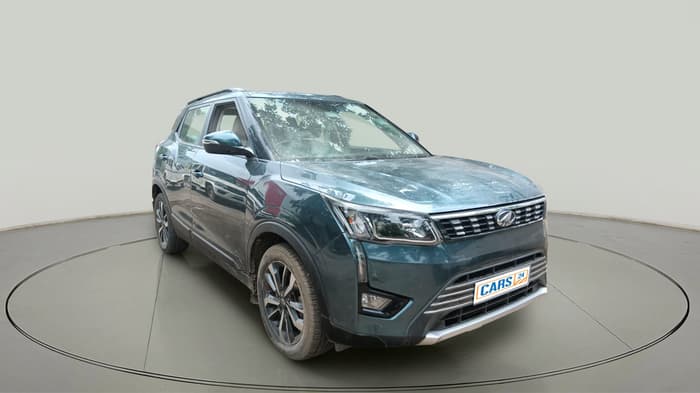 2021 Mahindra XUV300 W8 (O) 1.2 PETROL, Petrol, Manual, 23,340 km, exterior
