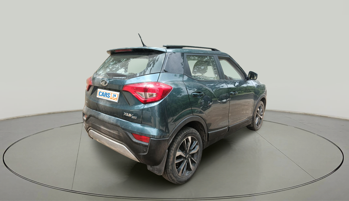 2021 Mahindra XUV300 W8 (O) 1.2 PETROL, Petrol, Manual, 22,761 km, exterior