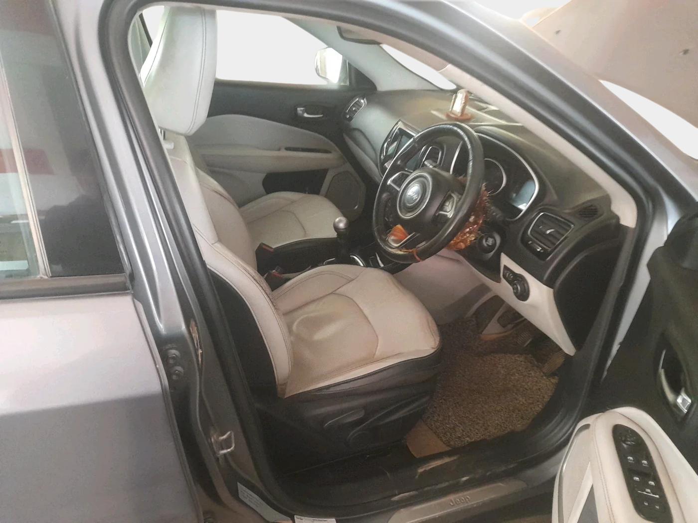 2018 Jeep Compass LIMITED 2.0 DIESEL, Diesel, Manual, 1,93,186 km, interior