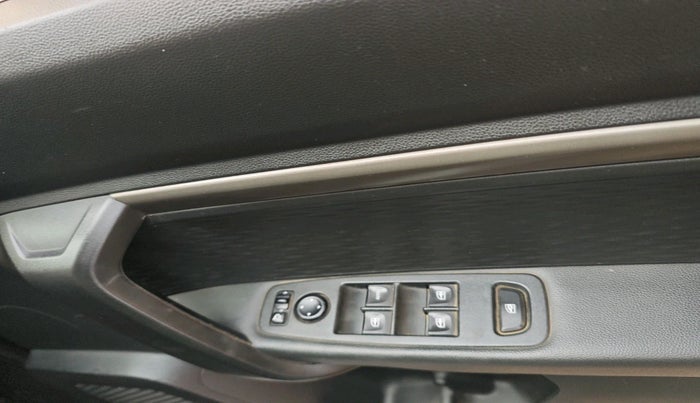 2021 Renault Kiger RXZ MT, CNG, Manual, 40,920 km, interior