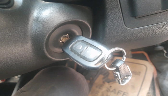 2020 Renault Kwid CLIMBER 1.0 AMT (O), Petrol, Automatic, 54,950 km, interior