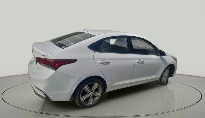 2018 Hyundai Verna 1.6 VTVT SX, Petrol, Manual, 68,217 km, exterior