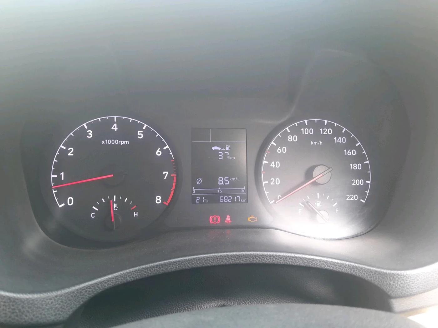 2018 Hyundai Verna 1.6 VTVT SX, Petrol, Manual, 68,217 km, interior