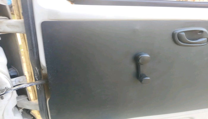 2017 Maruti Eeco 5 STR, Petrol, Manual, 1,03,287 km, interior