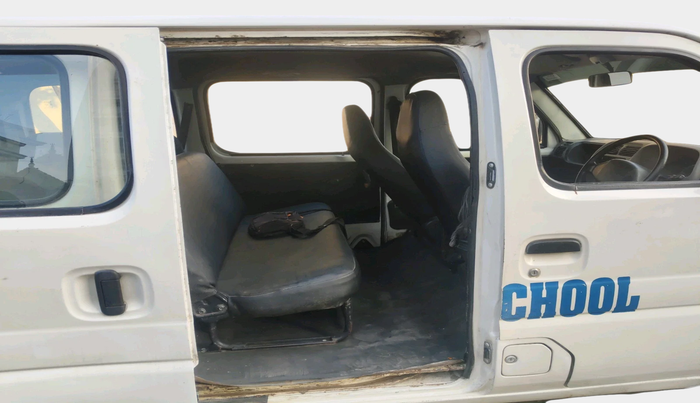 2017 Maruti Eeco 5 STR, Petrol, Manual, 1,03,287 km, interior