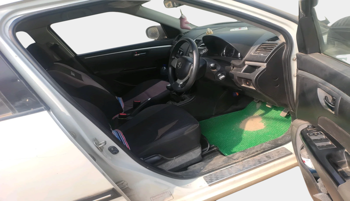 2015 Maruti Swift VXI, Petrol, Manual, 41,840 km, interior