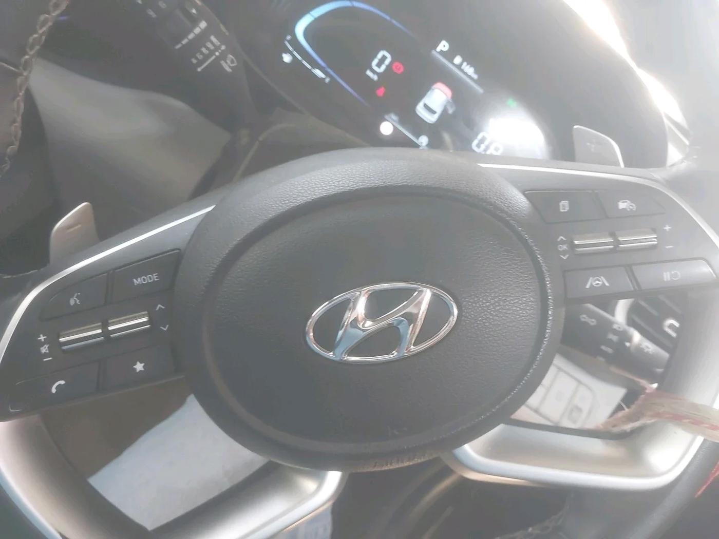 2023 Hyundai VENUE SX (O) 1.0 TURBO DCT, Petrol, Automatic, 16,805 km, interior