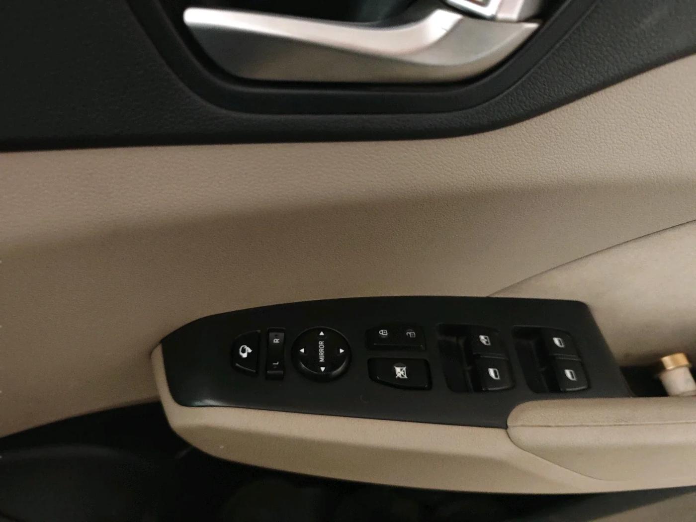 2020 Hyundai Verna SX 1.5 VTVT, Petrol, Manual, 49,737 km, interior