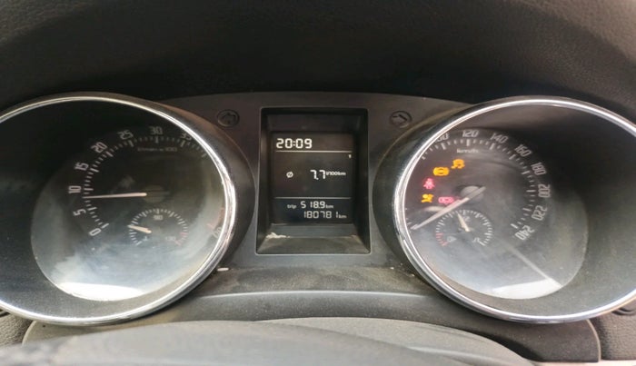 2011 Skoda Yeti AMBITION 2.0 TDI CR 4X2, Diesel, Manual, 1,80,781 km, interior