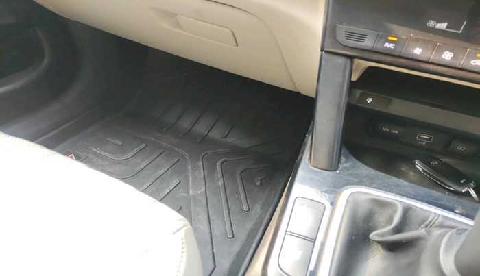 2020 KIA SELTOS HTX PLUS 1.5 DIESEL, Diesel, Manual, 44,210 km, interior