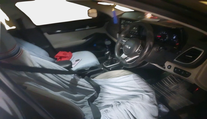 2023 KIA SELTOS HTX PETROL 1.5, Petrol, Manual, 26,692 km, interior