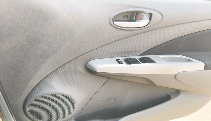 2011 Toyota Etios V, Petrol, Manual, 49,606 km, interior