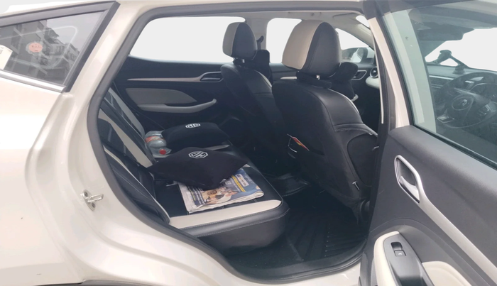 2024 MG ASTOR Sprint 1.5 MT (Ivory), Petrol, Manual, 9,105 km, interior