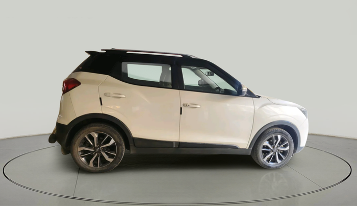 2020 Mahindra XUV300 W8 1.2 PETROL, Petrol, Manual, 63,587 km, exterior