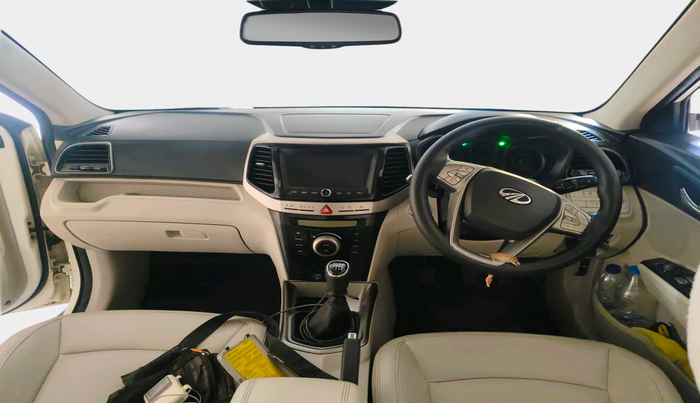 2020 Mahindra XUV300 W8 1.2 PETROL, Petrol, Manual, 63,587 km, interior