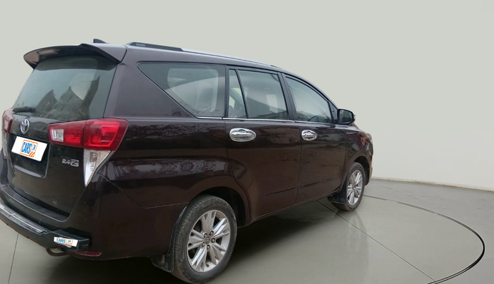 2016 Toyota Innova Crysta 2.4 ZX 7 STR, Diesel, Manual, 2,65,075 km, exterior