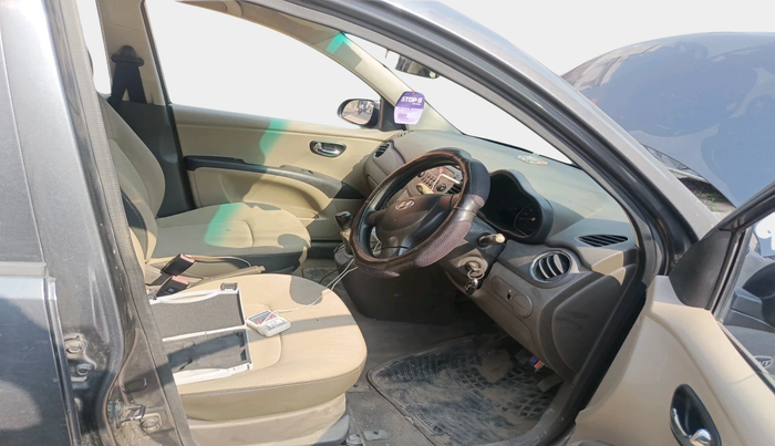 2011 Hyundai i10 SPORTZ 1.2, Petrol, Manual, 27,836 km, interior