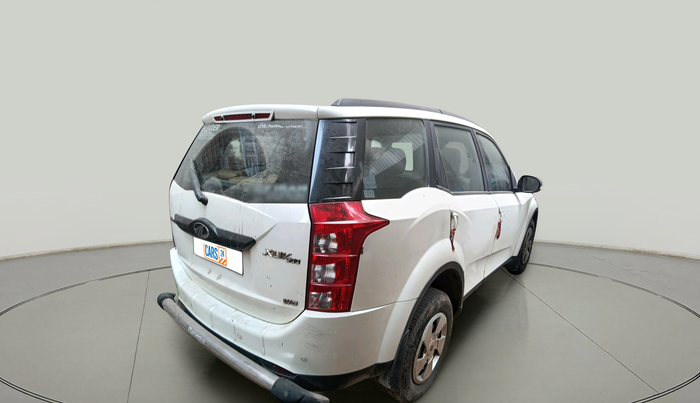 2017 Mahindra XUV500 W6, Diesel, Manual, 1,66,942 km, exterior