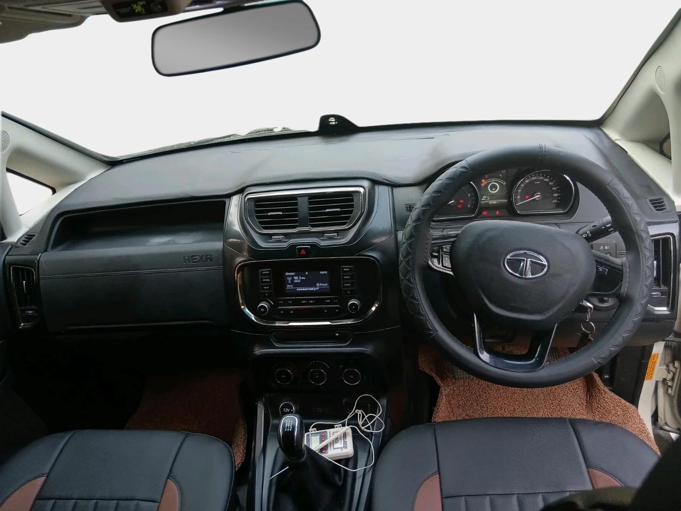 2018 Tata Hexa XE 4X2 7 STR, Diesel, Manual, 62,336 km, interior
