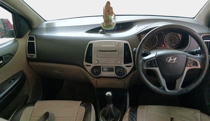 2011 Hyundai i20 SPORTZ (O) 1.2, Petrol, Manual, 43,361 km, interior