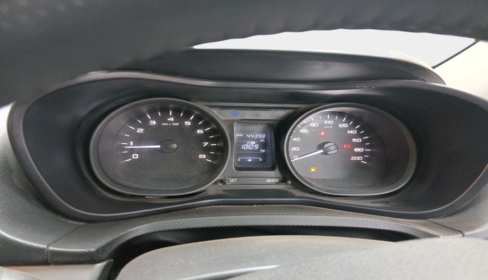 2019 Tata NEXON XM DIESEL, Diesel, Manual, 44,398 km, interior