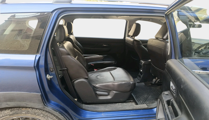 2019 Maruti XL6 ALPHA MT, Petrol, Manual, 1,37,000 km, interior