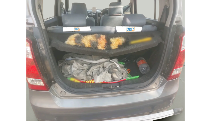 2016 Maruti Wagon R 1.0 VXI, Petrol, Manual, 39,952 km, exterior