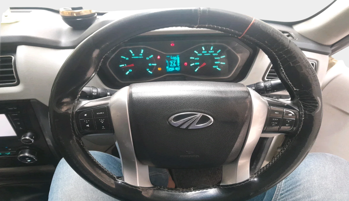 2015 Mahindra Scorpio S10, Diesel, Manual, 2,56,183 km, interior