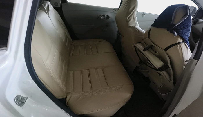 2015 Datsun Go Plus T, Petrol, Manual, 51,775 km, interior