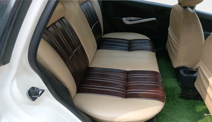 2012 Ford Figo TITANIUM 1.2 PETROL, Petrol, Manual, 99,048 km, interior