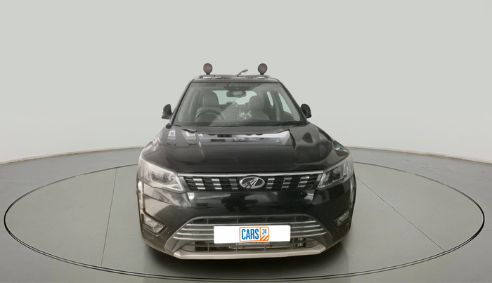 2019 Mahindra XUV300 W8 (O) 1.5 DIESEL, Diesel, Manual, 1,09,294 km, exterior