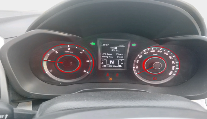 2019 Mahindra XUV300 W8 (O) 1.5 DIESEL, Diesel, Manual, 1,09,294 km, interior